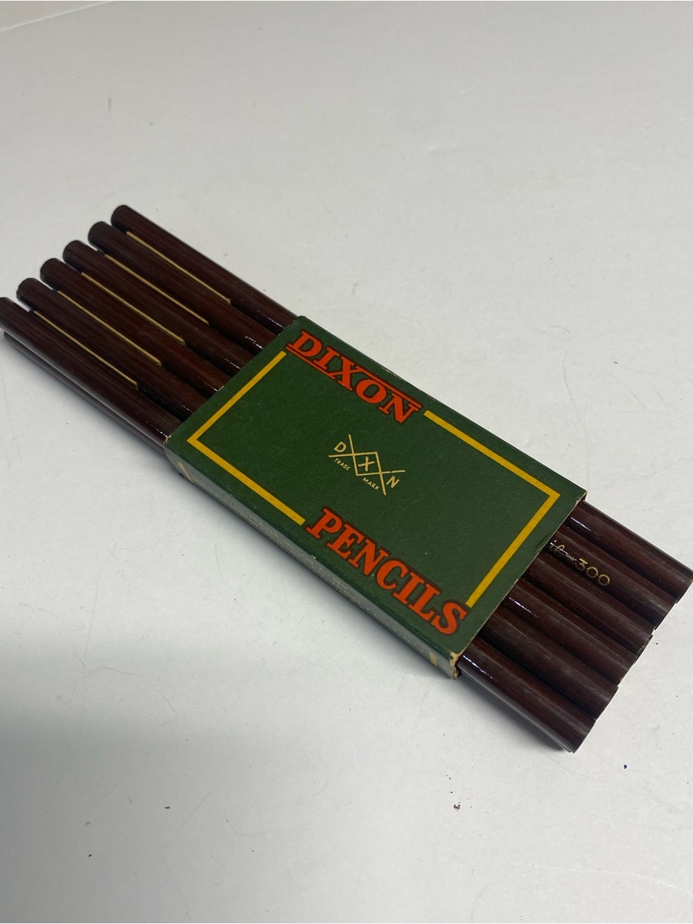 VTG Dixon Operators Pencil 300 Set of 12 USA Drafting Carpenter Graphite Pencils